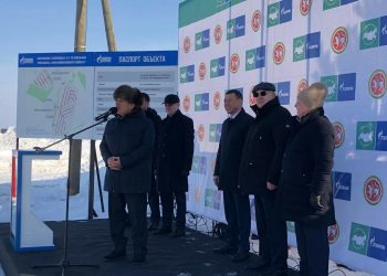 Минниханов принял участие в церемонии пуска сетевого газа в дома многодетных семей с.Борок