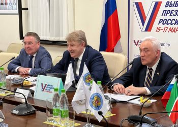 Председатель ЦИК РТ встретился с международными наблюдателями
