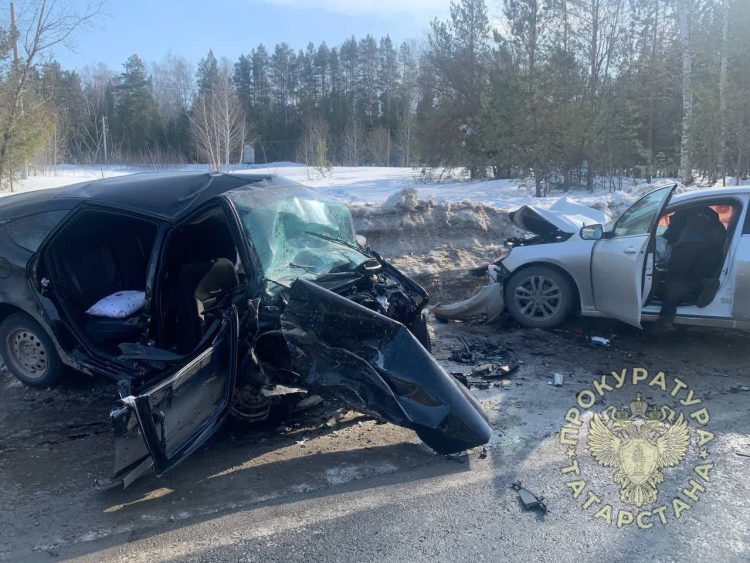 В ДТП на трассе М7 в Елабужском районе погибли два человека