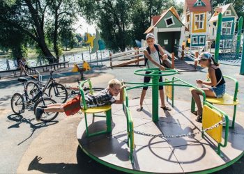 Минниханов призвал жителей РТ выбрать общественные пространства для благоустройства