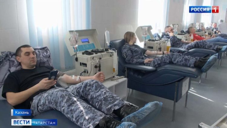 В Татарстане сотрудники Росгвардии стали донорами плазмы крови