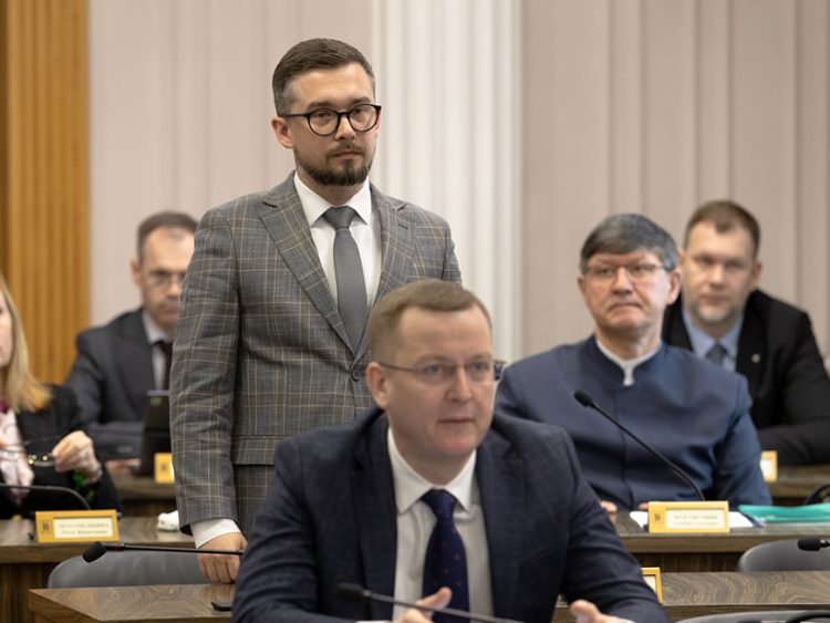 Арсений Карякин возглавил управление международных и межмуниципальных связей исполкома Казани