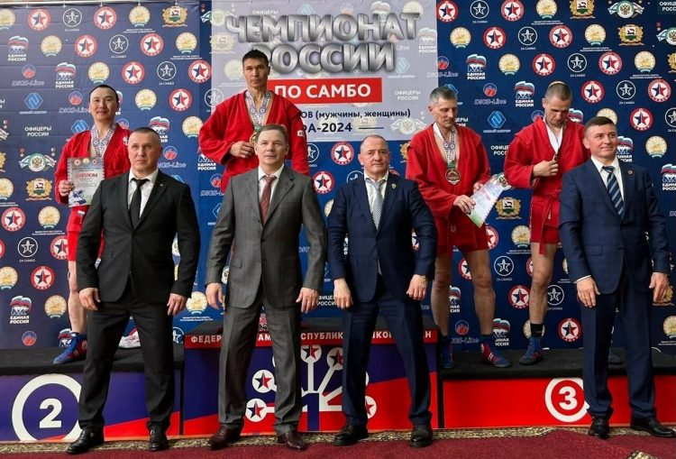 Спортсмен из Татарстана стал трехкратным чемпионом России по самбо