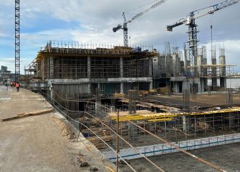 В Казани строительство отелей у моста «Миллениум» завершат в июле