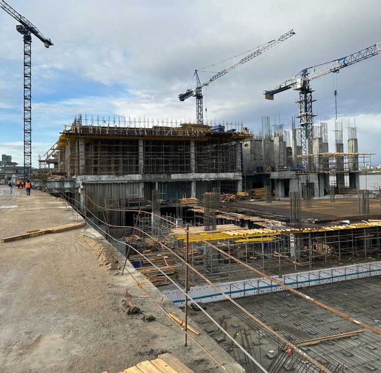 В Казани строительство отелей у моста «Миллениум» завершат в июле