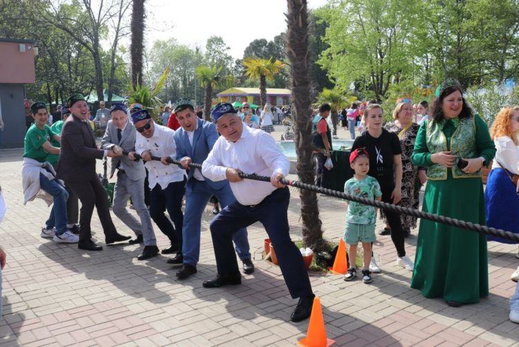 В Сочи прошел Южный Сабантуй с участием гостей из 21 региона РФ