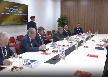 Минниханов встретился с представителями российских венчурных фондов и инвестиционных компаний