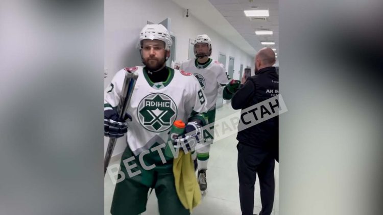 В Ашхабаде команда «ОРХИС-Казань» принимает участие в финальной игре на Международном хоккейном турнире