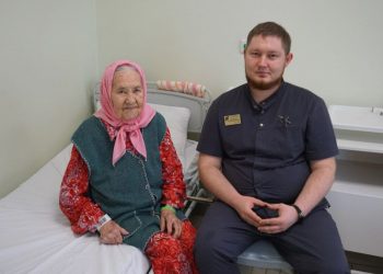 Нижнекамские врачи прооперировали 100-летнюю женщину с острым холециститом