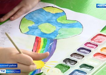 Школьники из Агрызского района приняли участие в конкурсе «Дети рисуют страну»