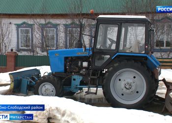 В Рыбно-Слободском районе умершую пенсионерку повезли в морг в ковше трактора