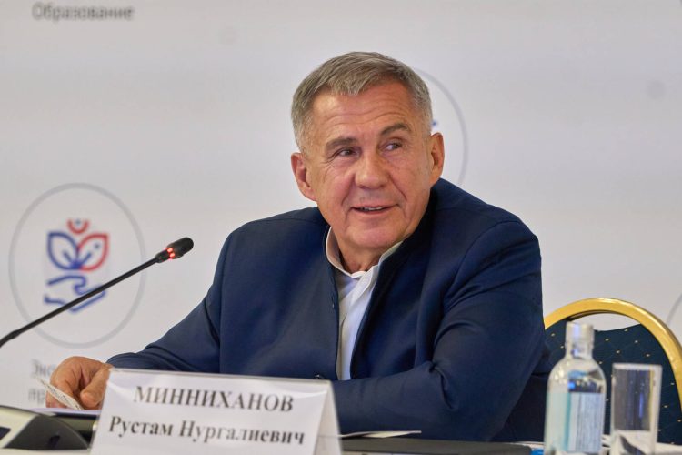 Минниханов предложил увеличить предельный лимит семейной ипотеки