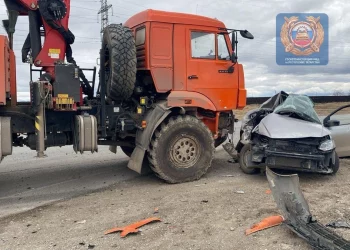 В Бугульминском районе при ДТП легковушки и грузовика погибла женщина