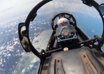 Истребитель ВКС России перехватил украинский беспилотник