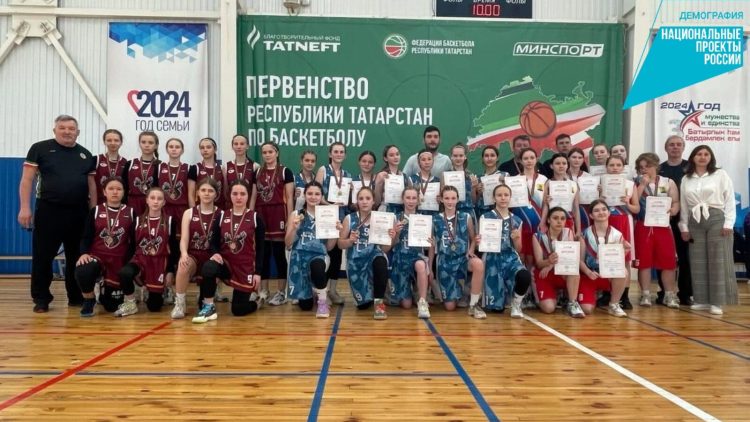 В Заинске в рамках нацпроекта прошло Первенство РТ по баскетболу