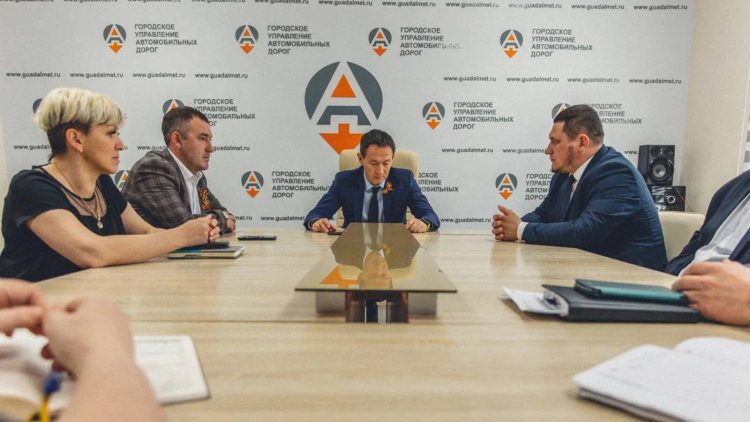 Нагуманов представил нового руководителя МУП «ГУАД» в Альметьевске