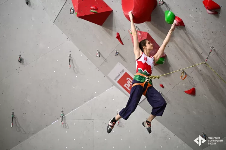 Спортсменка из Татарстана победила в финале Первенства России по скалолазанию