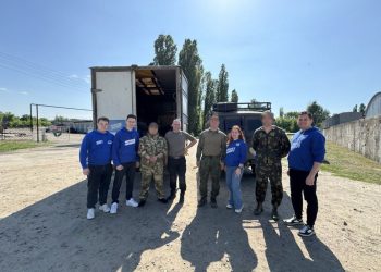 Молодогвардейцы Татарстана передали гумпомощь бойцам СВО
