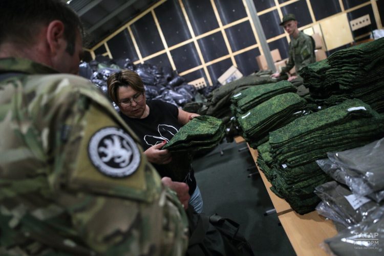 Бойцы СВО из Татарстана получили необходимое обмундирование и снаряжение для службы на передовой