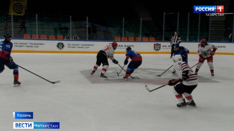 В Казани проходит турнир по хоккею среди Исламских стран Кубок ОРХИС