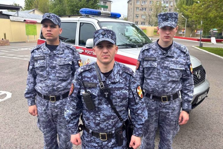 В Казани росгвардейцы помогли женщине найти ее потерявшихся детей