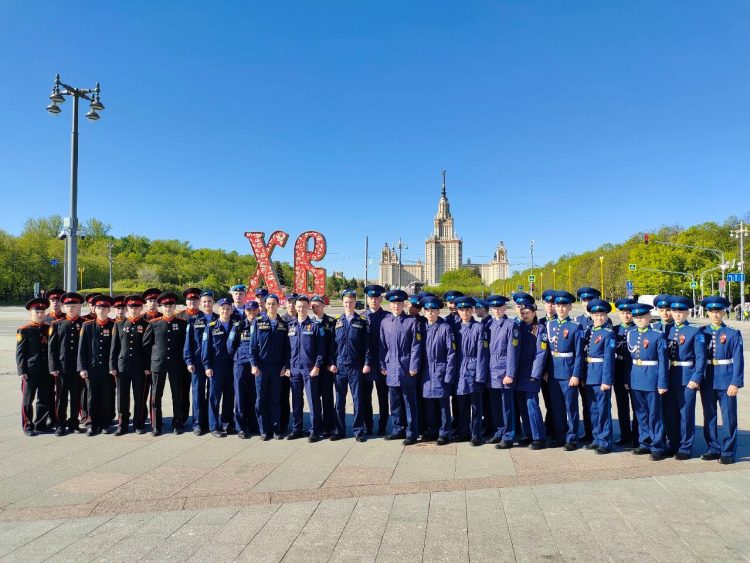 Татарстанские кадеты посетили генеральную репетицию Парада Победы в Москве