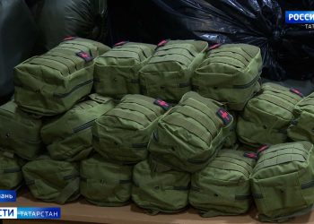 Татарстанцам рассказали, что входит в комплект бойца, заключившего контракт
