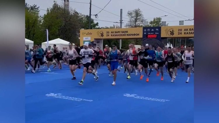 В Казани состоялся марафон в ползунках