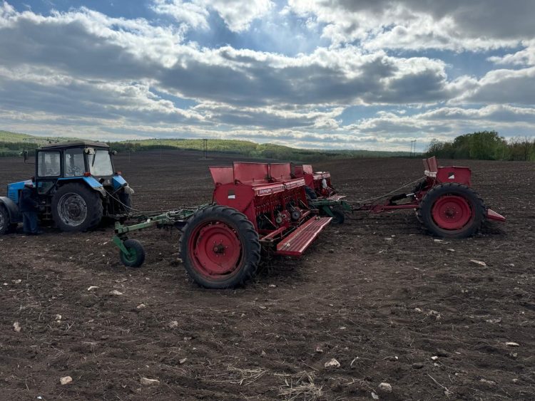 В Альметьевском районе рабочий погиб при посевных работах