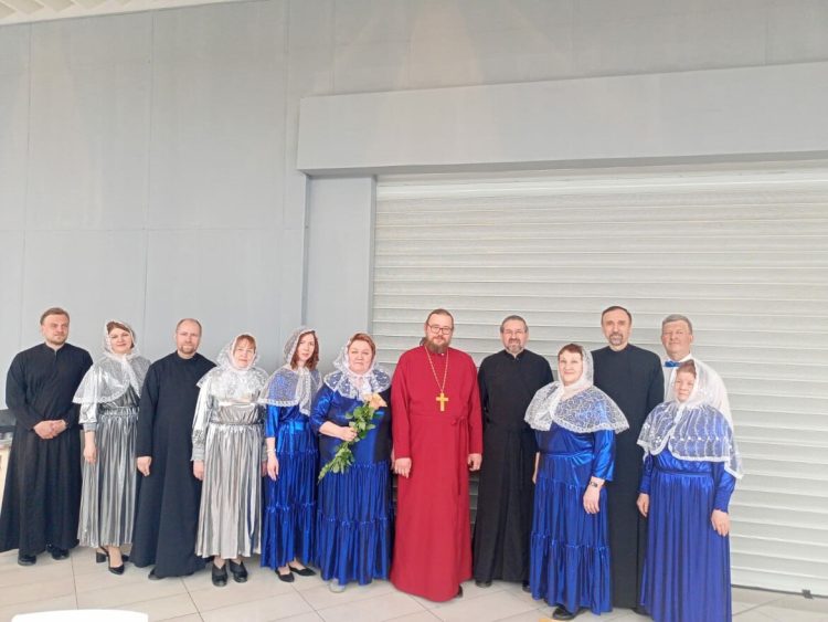 В ТЦ «Мега» прошел Пасхальный миссионерский концерт