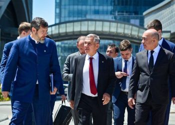 Рустам Минниханов в Ташкенте примет участие в мероприятиях Совета регионов РФ и Узбекистана