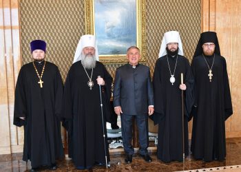 Минниханов встретился с делегацией РПЦ