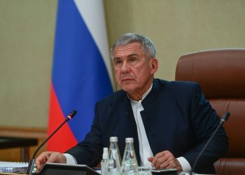 Минниханов оценил проекты развития исторических территорий Казани, Елабуги и Чистополя