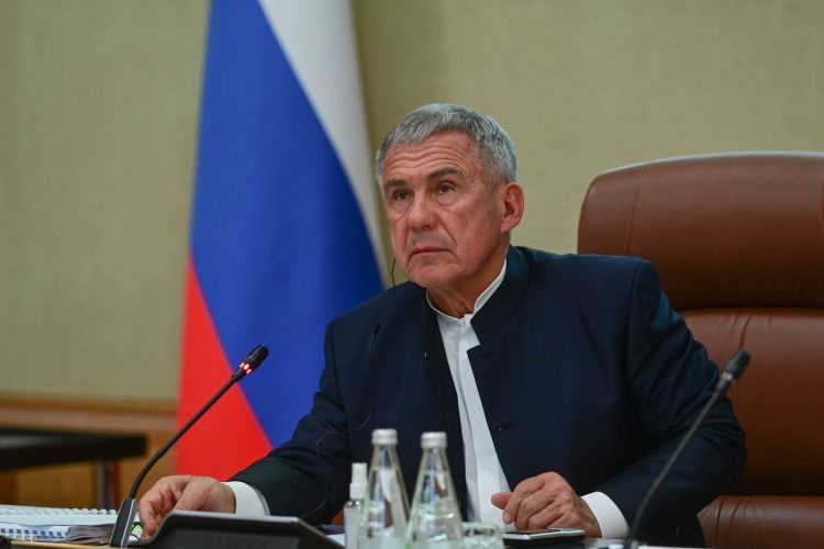 Минниханов оценил проекты развития исторических территорий Казани, Елабуги и Чистополя