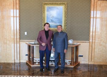 Минниханов и Сагдеев обсудили сотрудничество Татарстана с Сибирским отделением РАН