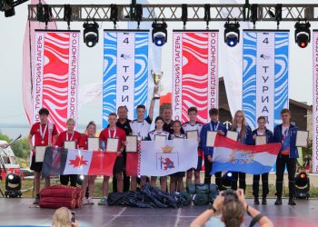 Комаров принял участие в церемонии закрытия Спортивно-туристского лагеря «Туриада-2024»