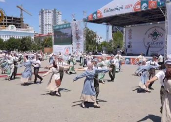 Минниханов поблагодарил Главу Чечни за Сабантуй в Грозном