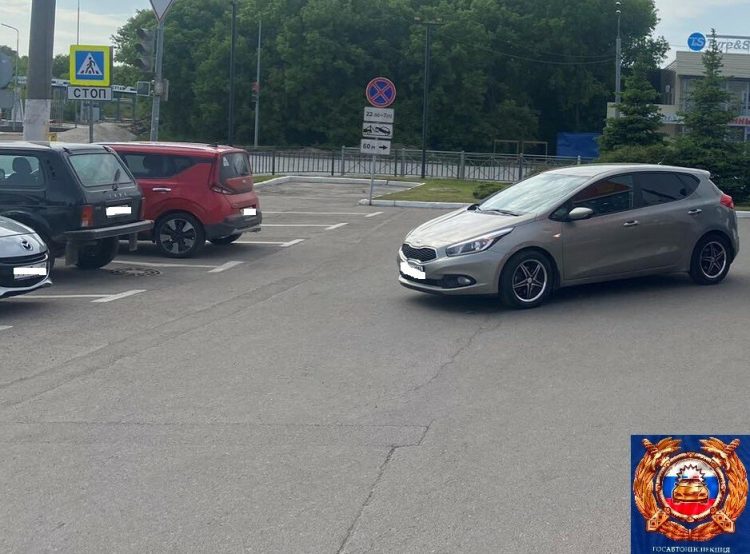 В Казани иномарка сбила девочку на велосипеде