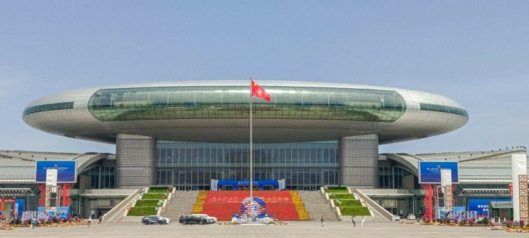 Минниханов прибыл с рабочим визитом в Китай