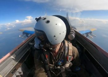 ВСУ поднимают самолеты в небо во время тревоги, чтобы спасти их от ударов ВС РФ