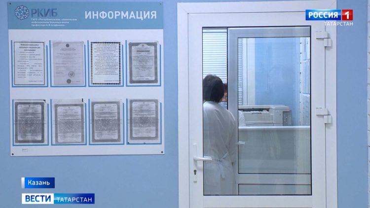 В Казани восемь человек находятся в реанимации после отравления салатом