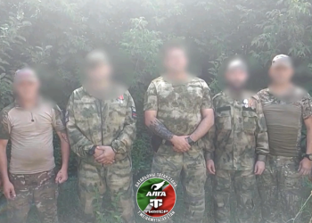 Бойцы батальона ТИМЕР поздравили татарстанцев с Днем России