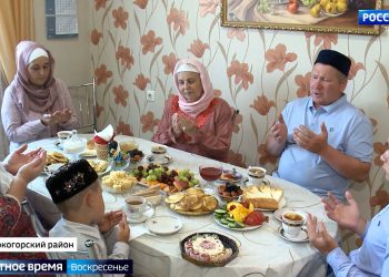 Татарстанцы празднуют Курбан-байрам