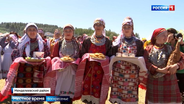 В Татарстане отметили традиционный удмуртский праздник «Гырон Быдотон»