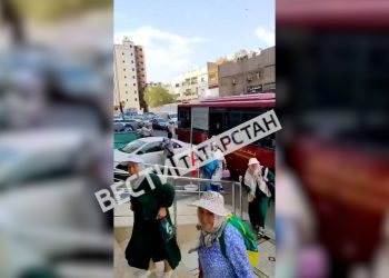 Группа татарстанских паломников вернулась из Мины в Мекку