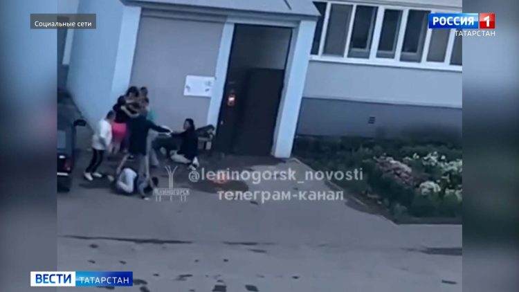 В Бугульме девушки напали на мужчину с ОВЗ