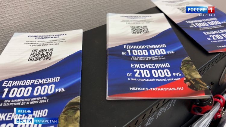 Альберт Бикмуллин, спасший девочку, которую отец выкинул в окно, подписал контракт с Минобороны РФ