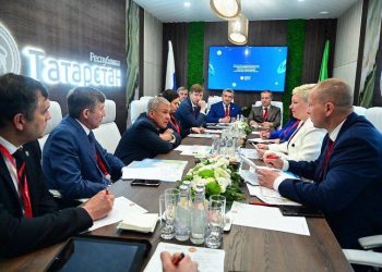 Минниханов встретился с руководством компании «Роквул Россия»