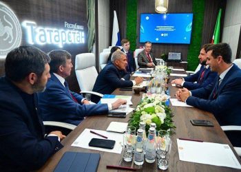 Минниханов встретился с гендиректором ООО «Сен-Гобен Строительная Продукция Рус»
