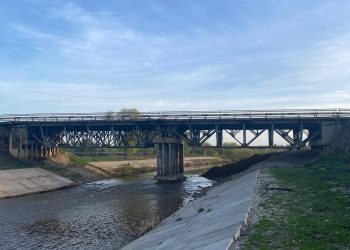 В Татарстане по нацпроекту ремонтируют мост через реку Мензеля